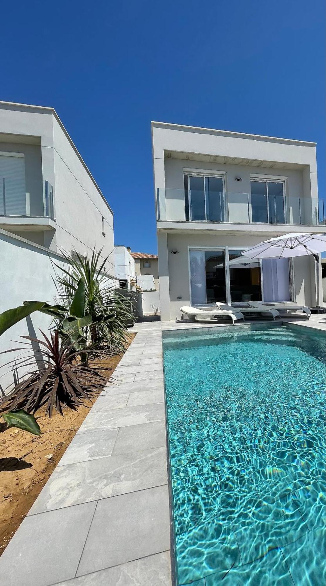 Belle Villa Contemporaine Piscine Privee Empuriabrava Ngoại thất bức ảnh